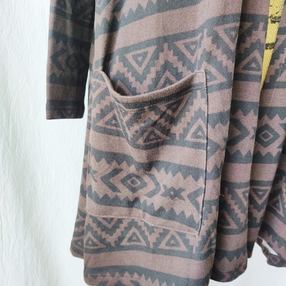 LuLaRoe Cardigan - Picture 3 of 7